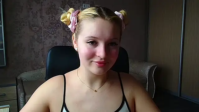 Snapshot of Milka_kiss_ chatting on May 2026 08:41:02 AM Milka kiss online show from May 2026 08:41:02 AM