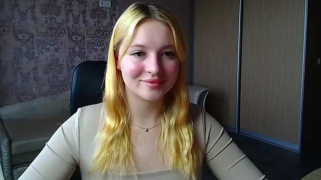 Snapshot of Milka_kiss_ chatting on May 2026 06:19:02 AM Milka kiss online show from May 2026 06:19:02 AM