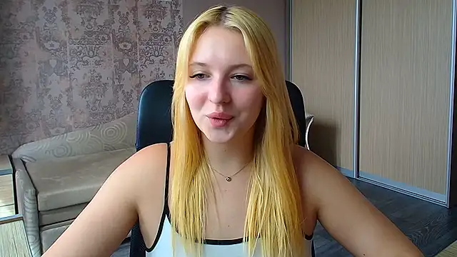 Snapshot of Milka_kiss_ chatting on June 2026 12:09:02 PM Milka kiss online show from June 2026 12:09:02 PM