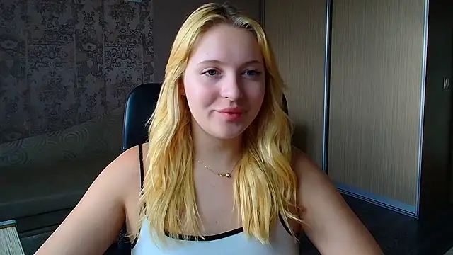 Snapshot of Milka_kiss_ chatting on July 2026 03:58:02 PM Milka kiss online show from July 2026 03:58:02 PM