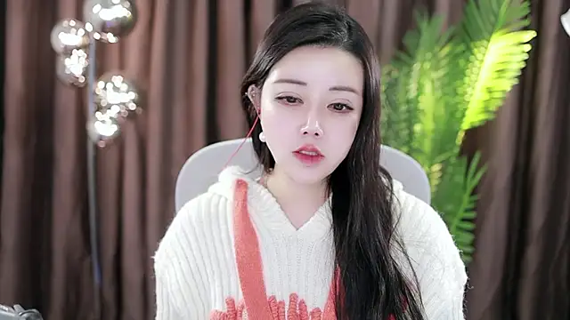 Qiaoqiao  online show from January 2025 09:24:02 AM