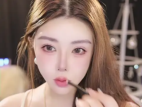 Snapshot of Qiaoqiao_ chatting on July 2026 04:14:02 PM Qiaoqiao online show from July 2026 04:14:02 PM