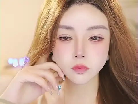 Snapshot of Qiaoqiao_ chatting on August 2026 04:11:02 AM Qiaoqiao online show from August 2026 04:11:02 AM