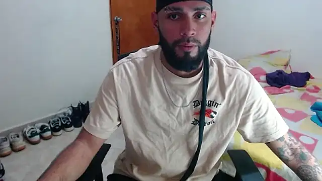 Snapshot of samir_music chatting on September 2025 11:09:02 PM samir music online show from September 2025 11:09:02 PM