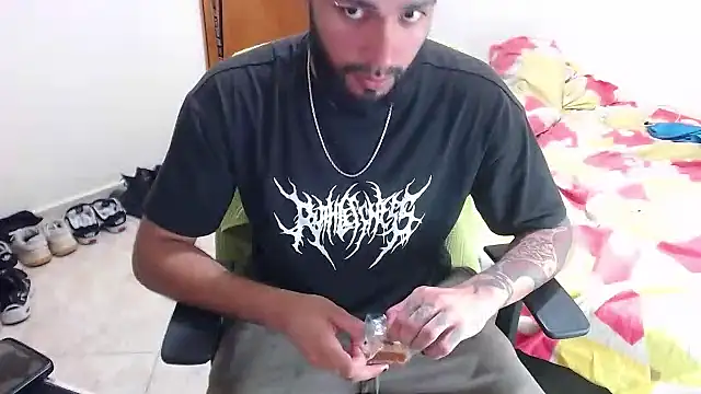 Snapshot of samir_music chatting on October 2025 11:25:01 PM samir music online show from October 2025 11:25:01 PM