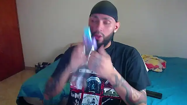 Snapshot of samir_music chatting on February 2026 11:01:01 PM samir music online show from February 2026 11:01:01 PM