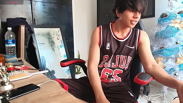 Haruto2001 online show from December 2024 04:48:01 PM