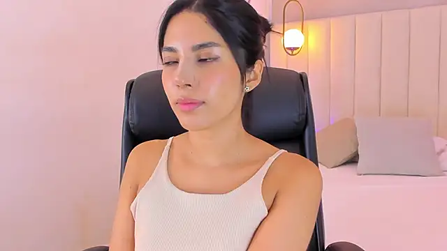Snapshot of kosmic_Angel chatting on October 2025 01:00:02 PM kosmic Angel online show from October 2025 01:00:02 PM