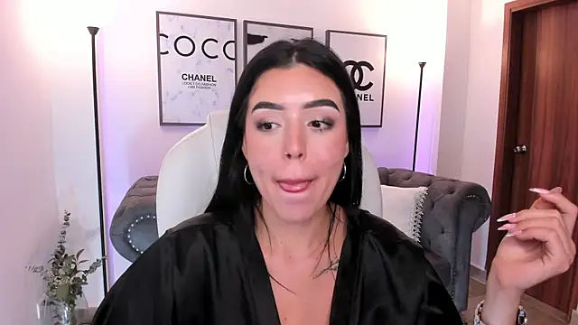 zoee jackson online show from March 2025 08:18:02 AM