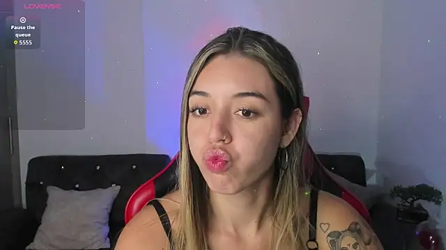 zoee jackson online show from October 2025 03:39:02 AM