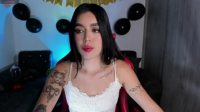 zoee jackson online show from April 2026 04:05:02 AM