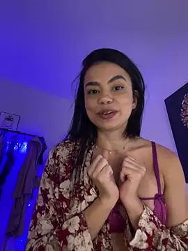 Snapshot of GrlAlice chatting on December 2024 12:20:02 AM GrlAlice online show from December 2024 12:20:02 AM