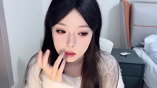 Snapshot of Q-ing chatting on January 2025 09:50:01 PM Q-ing online show from January 2025 09:50:01 PM