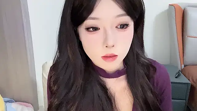 Snapshot of Q-ing chatting on February 2025 02:16:01 PM Q-ing online show from February 2025 02:16:01 PM