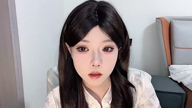 Snapshot of Q-ing chatting on February 2025 02:27:02 PM Q-ing online show from February 2025 02:27:02 PM