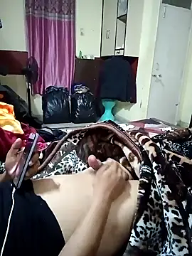 Snapshot of Spgaarya chatting on March 2025 01:01:02 AM Spgaarya online show from March 2025 01:01:02 AM