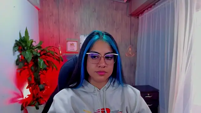 Xisu  online show from December 2024 04:09:02 AM