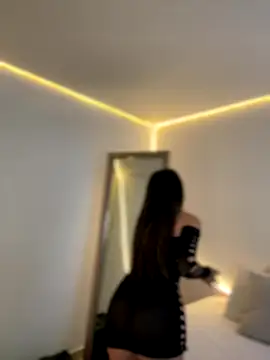 AmmyCollinsW online show from November 2025 09:37:02 PM