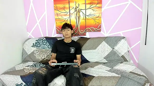 Fresahot2005 online show from January 2025 07:07:02 PM