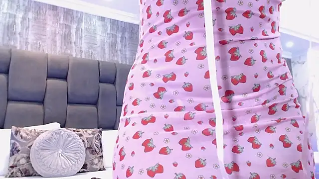 SophieWolkman online show from April 2026 12:09:02 PM