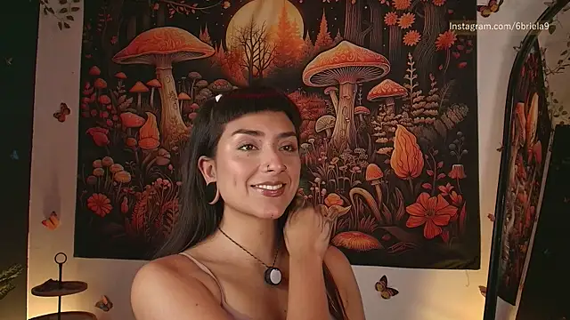 6Briela9  online show from May 2026 06:15:02 PM