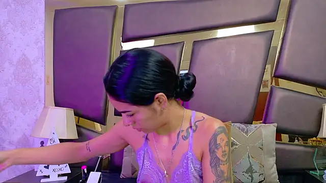 NicoleEsposito online show from February 2026 12:56:01 PM