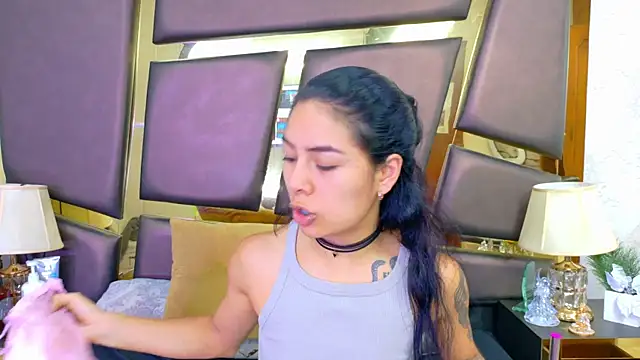 NicoleEsposito online show from March 2026 12:31:02 PM