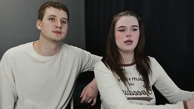 Pinku kitsune online show from March 2025 10:46:01 AM