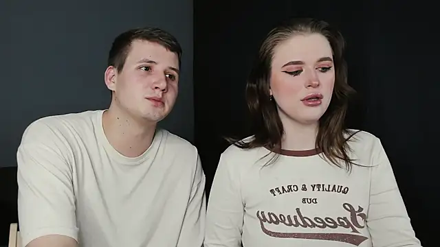 Pinku kitsune online show from March 2025 10:07:02 PM