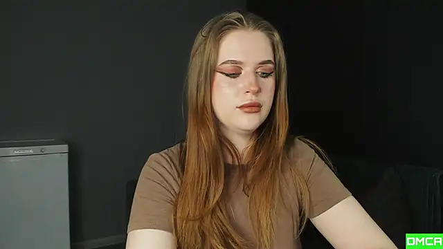 Pinku kitsune online show from December 2025 01:11:01 AM