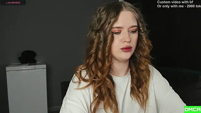 Pinku kitsune online show from February 2026 08:00:02 AM