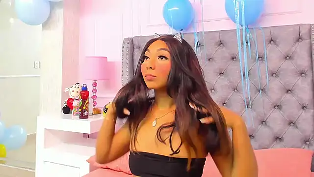 HaileeRoberts online show from September 2025 12:43:02 PM