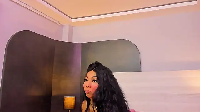 HaileeRoberts online show from October 2025 12:37:02 PM