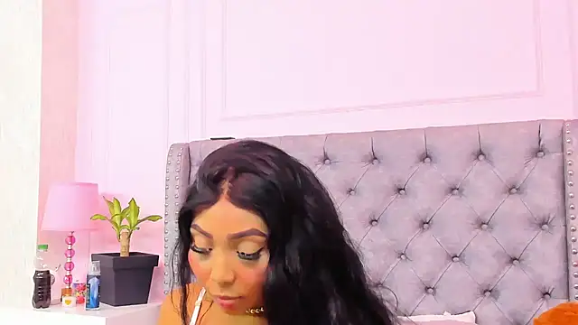 HaileeRoberts online show from January 2026 12:18:01 PM