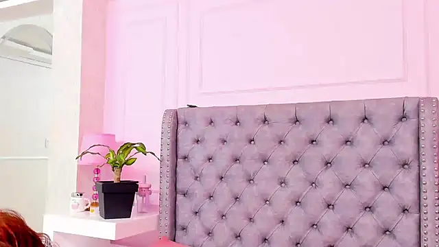 HaileeRoberts online show from March 2026 12:34:01 PM