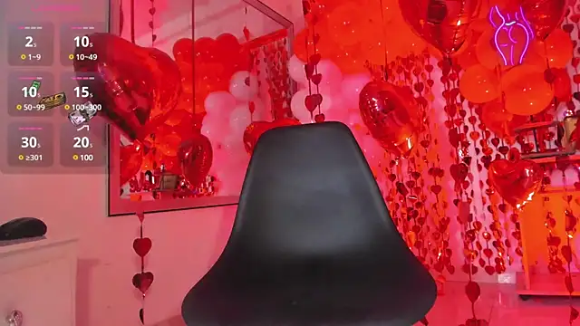 Lia johnsonn online show from February 2025 11:18:02 AM