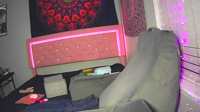 Tatithegoddess online show from March 2026 10:31:02 AM