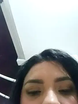 lolaa staars online show from December 2024 11:47:02 PM