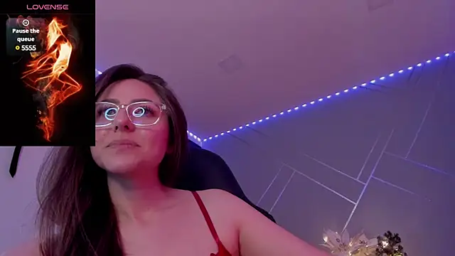 Ich Bin Julia online show from December 2024 05:10:02 PM