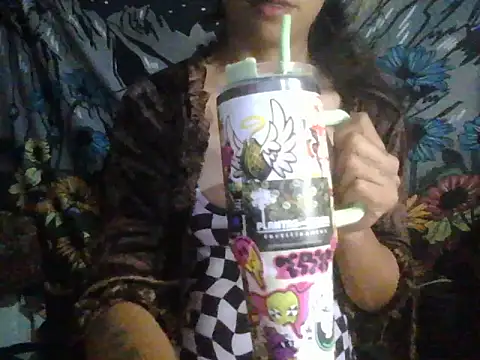 Snapshot of GATIINHA003 chatting on December 2025 02:12:02 PM GATIINHA003 online show from December 2025 02:12:02 PM