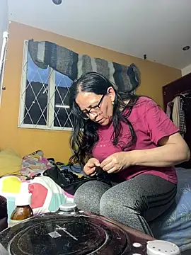 Freya Artemisa online show from April 2026 11:07:01 PM