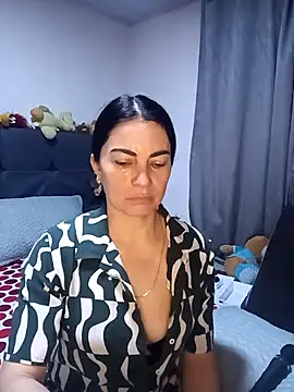 renata hot1 online show from April 2026 01:42:02 AM