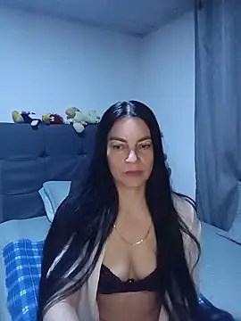 Snapshot of renata_hot1 chatting on May 2026 02:19:01 AM renata hot1 online show from May 2026 02:19:01 AM