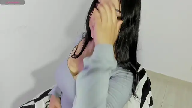 Natasha su  online show from March 2025 01:10:02 AM