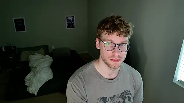 Snapshot of BlueEyedTallGuy94 chatting on July 2026 01:19:02 AM BlueEyedTallGuy94 online show from July 2026 01:19:02 AM
