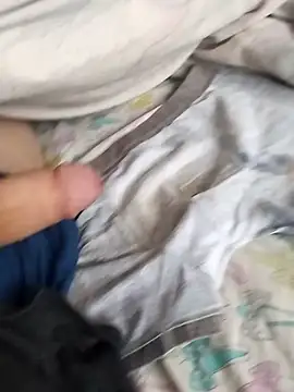 Snapshot of Grig1982 chatting on February 2026 07:25:01 AM Grig1982 online show from February 2026 07:25:01 AM