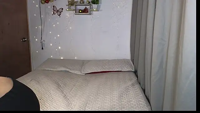 hikary hall online show from January 2025 04:37:02 AM