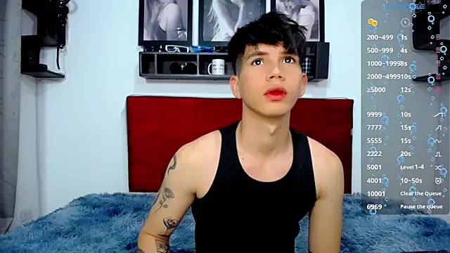 Snapshot of Tayson_Rivers chatting on January 2025 07:40:01 PM Tayson Rivers online show from January 2025 07:40:01 PM