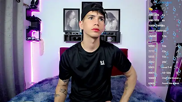 Snapshot of Tayson_Rivers chatting on January 2025 07:22:01 PM Tayson Rivers online show from January 2025 07:22:01 PM