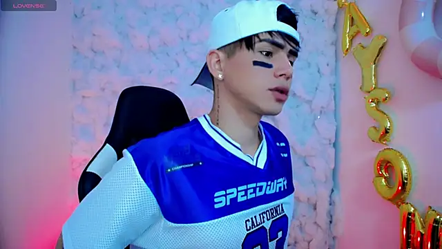 Snapshot of Tayson_Rivers chatting on October 2025 09:27:02 PM Tayson Rivers online show from October 2025 09:27:02 PM